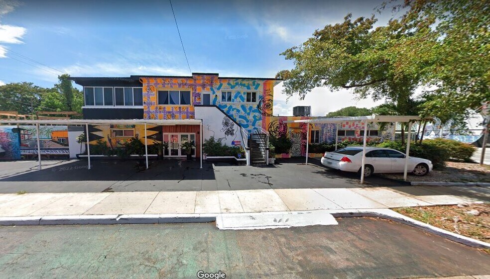 More Photos Of 300 NW 54th St, Miami Office For Lease