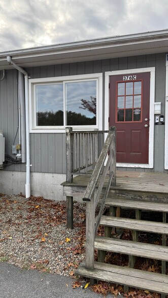 More Photos Of 376 Rt-130, Sandwich Flex For Lease
