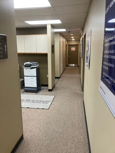 More Photos Of 8388 Dow Cir, Strongsville Warehouse For Sale