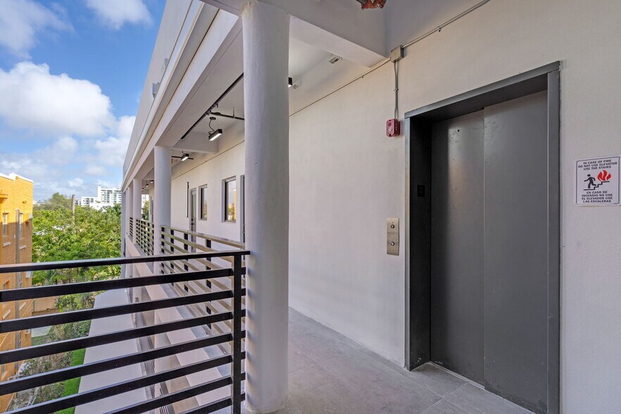 More Photos Of 1037 NW 2nd St, Miami Apartments For Sale