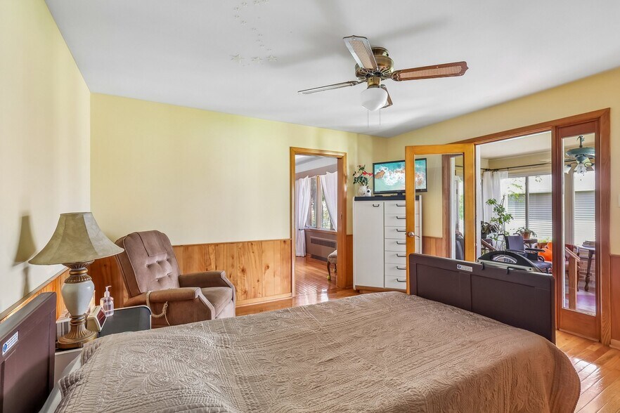 More Photos Of 836 Jacoby Rd, Copley Healthcare For Sale
