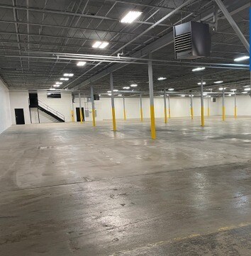 More Photos Of W57N14363 Doerr Way, Cedarburg Manufacturing For Lease