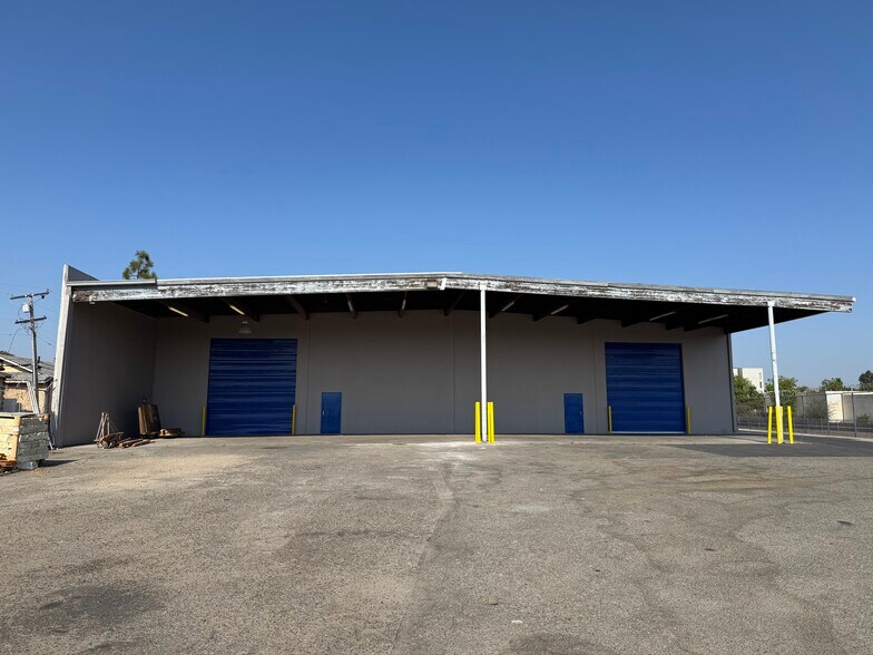 More Photos Of 440 E Walnut Ave, Fullerton Warehouse For Lease