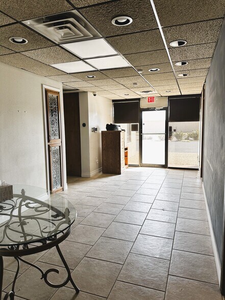 More Photos Of 5929 50th St, Lubbock Industrial For Sale