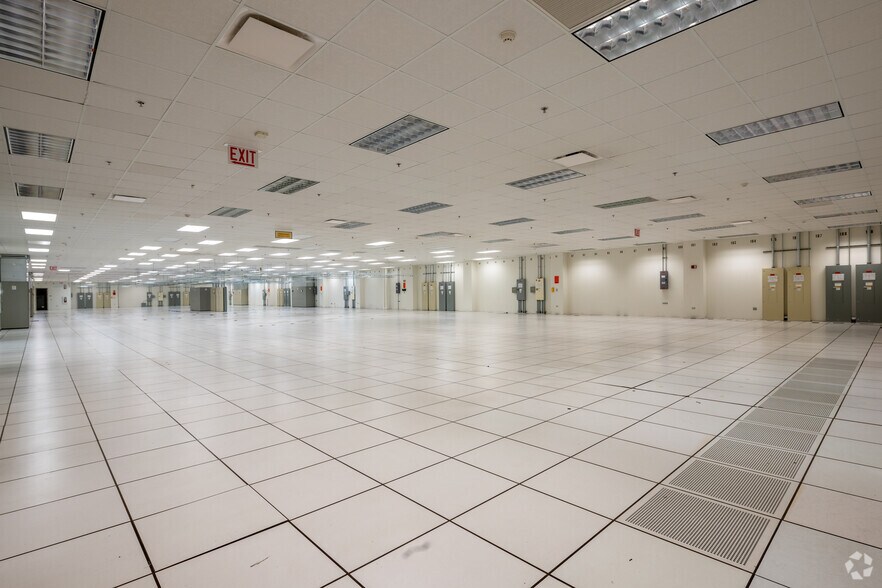 Photo of 1st Floor Ste Data Center