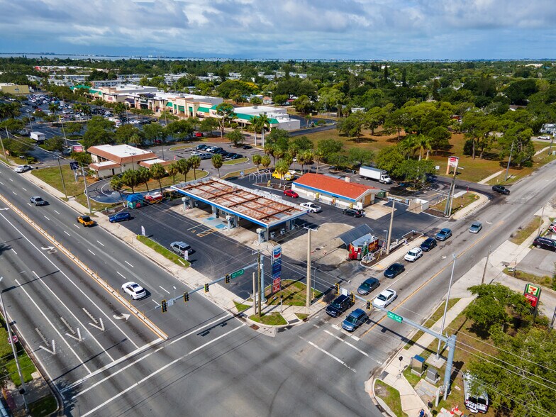 More Photos Of 5704 14th St W, Bradenton Convenience Store For Sale