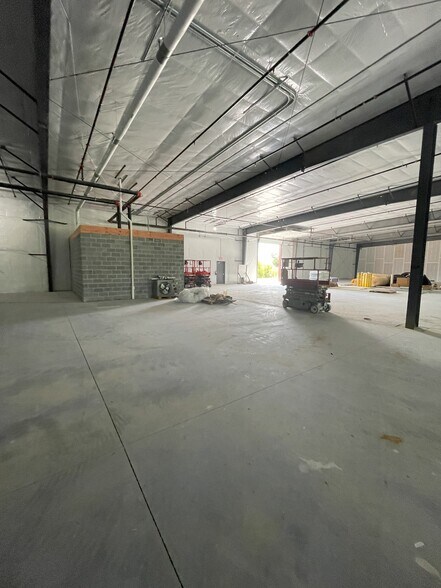 More Photos Of 331 Aviation Way, Frederick Light Manufacturing For Lease