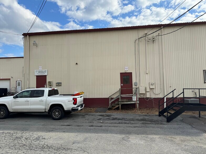 More Photos Of 72 W Main St, Reinholds Warehouse For Lease