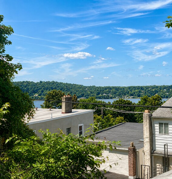 More Photos Of 17 Tiernans Ln, Dobbs Ferry Apartments For Sale