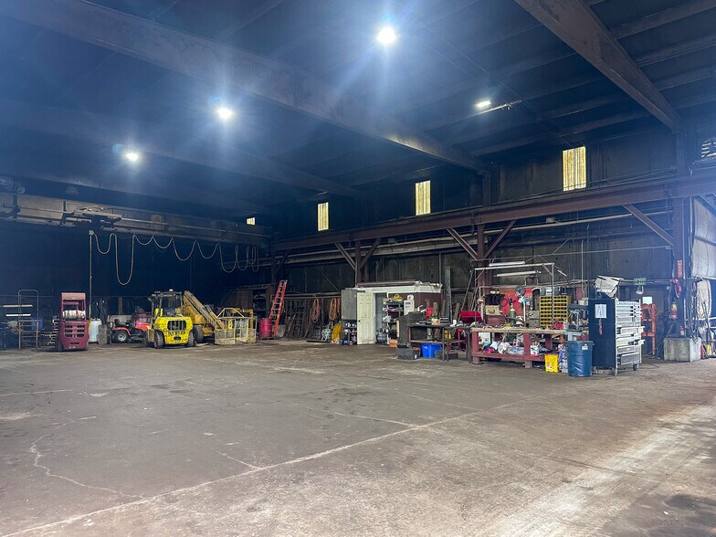 More Photos Of 1617 Warren Ave, Niles Warehouse For Sale