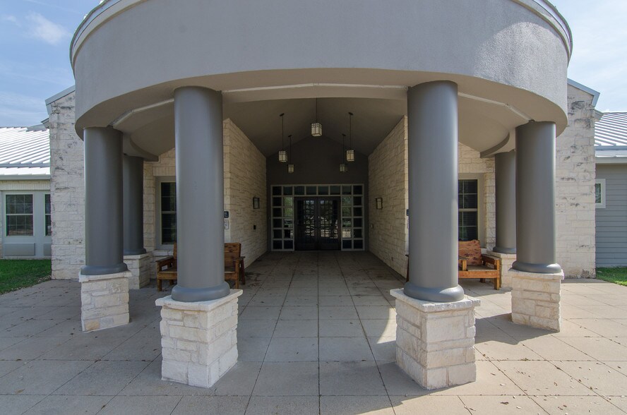 More Photos Of 400 Old Highway 290, Dripping Springs Assisted Living For Lease