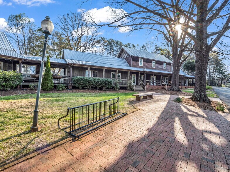 More Photos Of 192 Fashion Cir, Rutherfordton General Retail For Sale