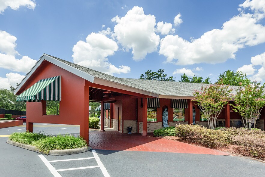 More Photos Of 1351 S Orlando Ave, Maitland Restaurant For Sale