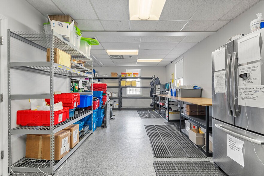 More Photos Of Rt 1, Walpole Medical For Sale