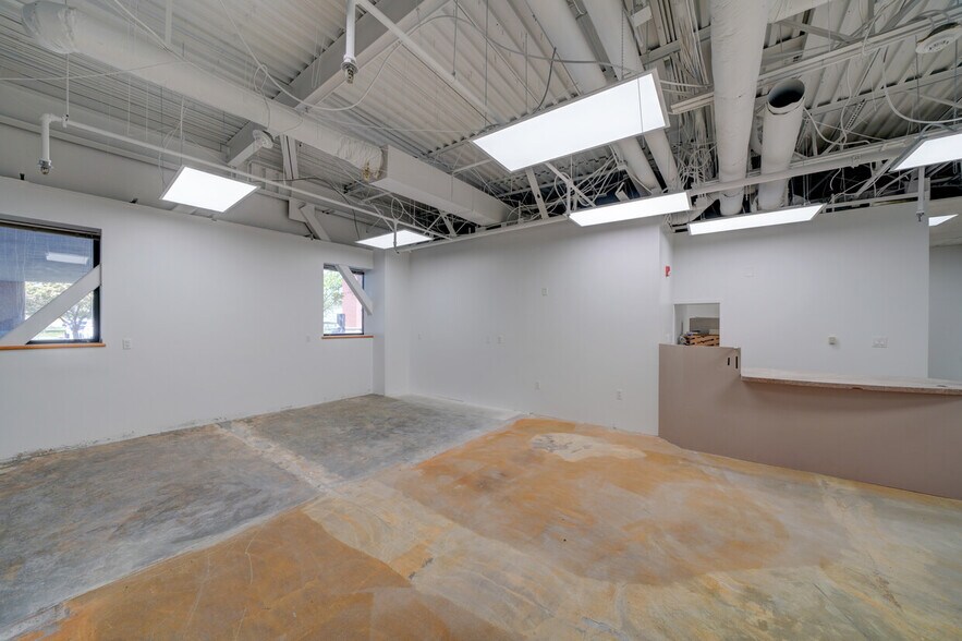 More Photos Of 3725 W 4100 S, Salt Lake City Medical For Sale