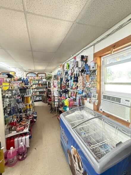 More Photos Of 25425 S Raber Rd, Goetzville General Retail For Sale