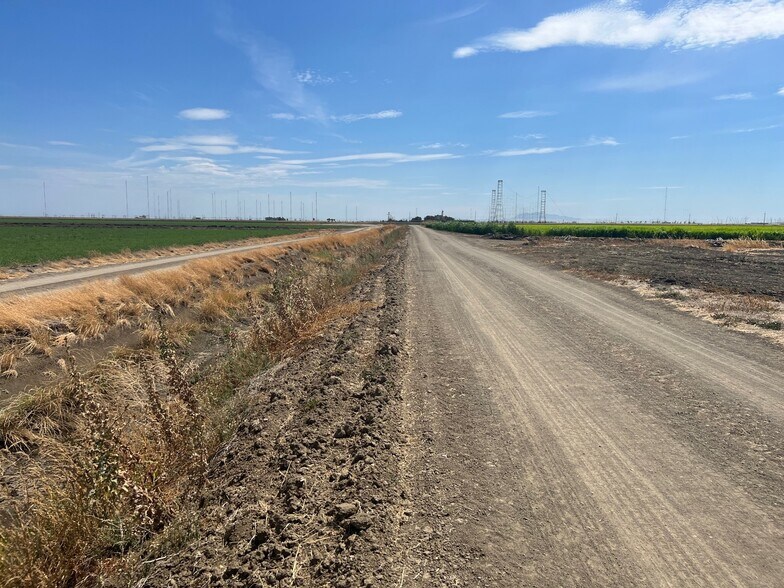 More Photos Of Radio Station, Dixon Land For Sale