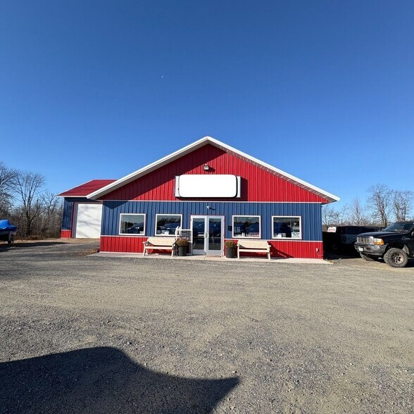 More Photos Of 25272 State Highway 27, Holcombe Office For Lease