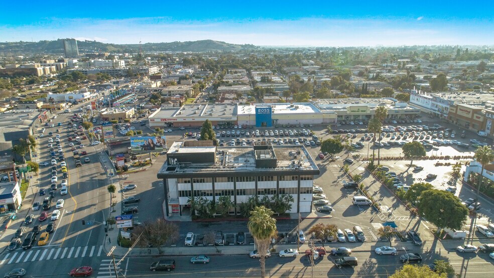 More Photos Of 1801 S La Cienega Blvd, Los Angeles Loft Creative Space For Lease