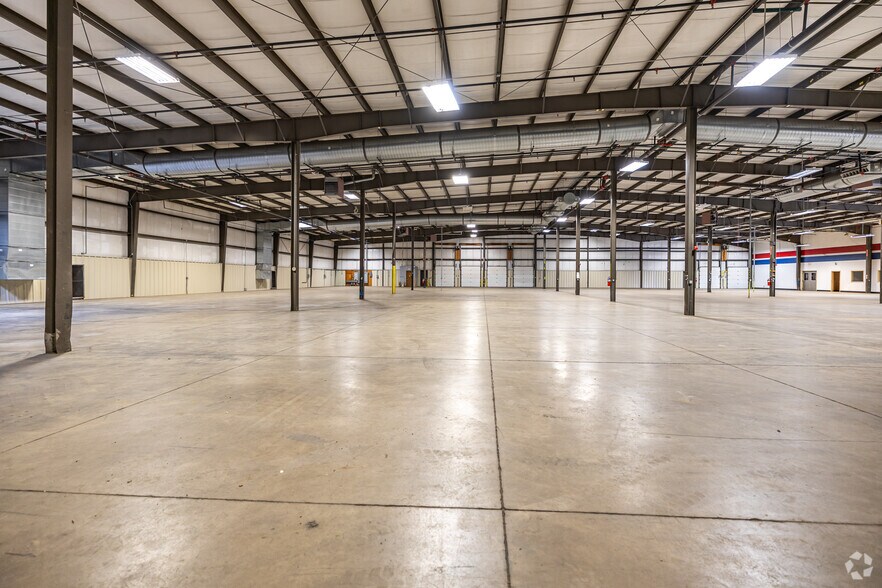 More Photos Of 1205-1227 Barberry Dr, Janesville Manufacturing For Sale
