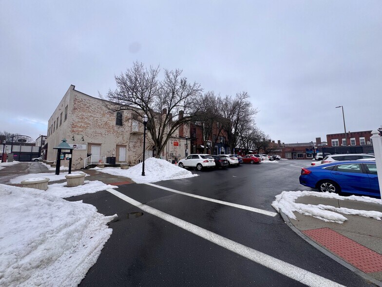 More Photos Of 38 Elm St, Westfield Storefront Retail Office For Lease