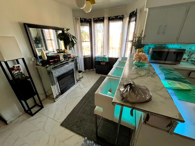 More Photos Of 3423 N Central Ave, Chicago Apartments For Sale