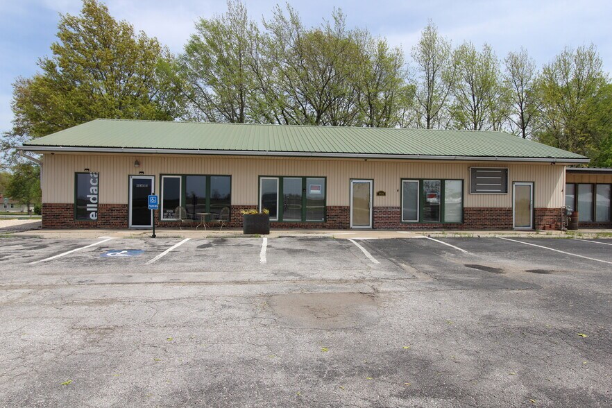Primary Photo Of 20285 Metcalf Ave, Bucyrus Office Residential For Lease