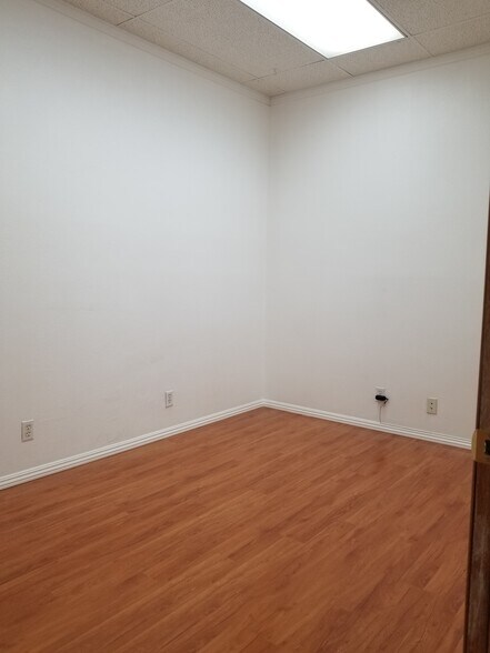 More Photos Of 3650 S Eastern Ave, Las Vegas Medical For Sale