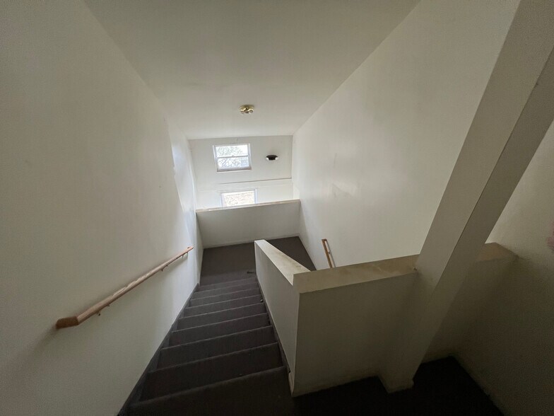 More Photos Of 25 Church St, Keyport Restaurant For Sale