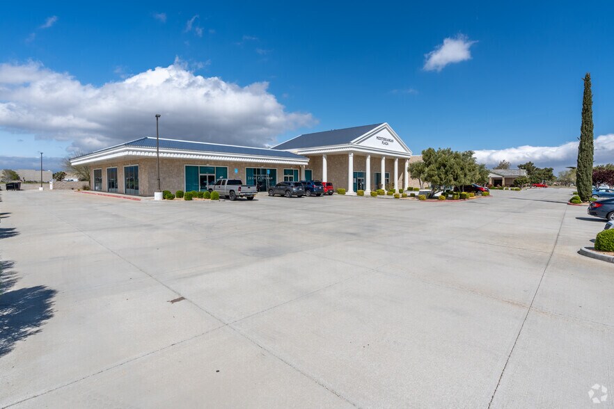 More Photos Of 42455 10th St W, Lancaster Office For Lease