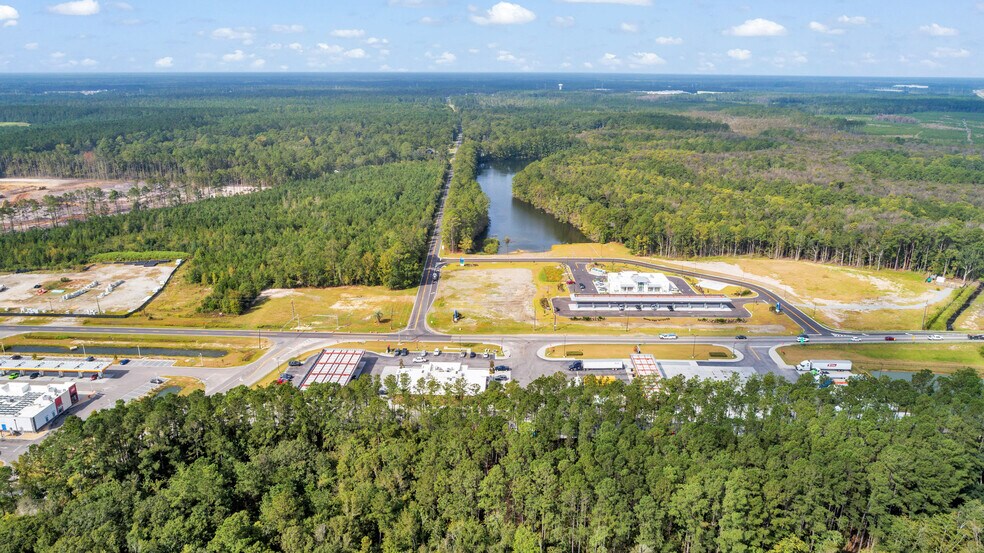 More Photos Of 2905 Little Neck Rd, Bloomingdale Land For Lease