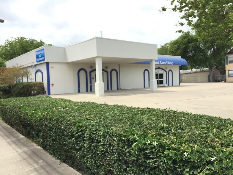 More Photos Of 1533 5th St, Corpus Christi Medical For Sale
