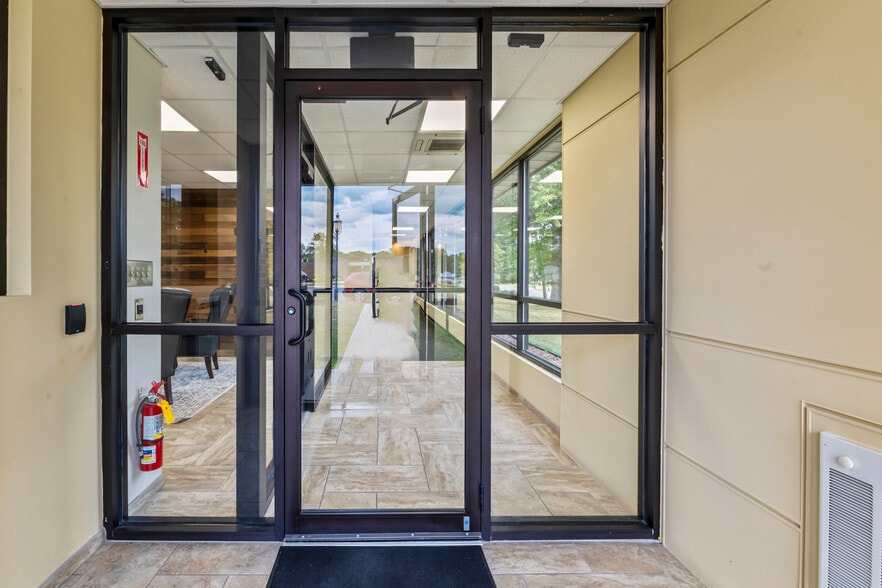 More Photos Of 154 Tices Ln, East Brunswick Manufacturing For Sale