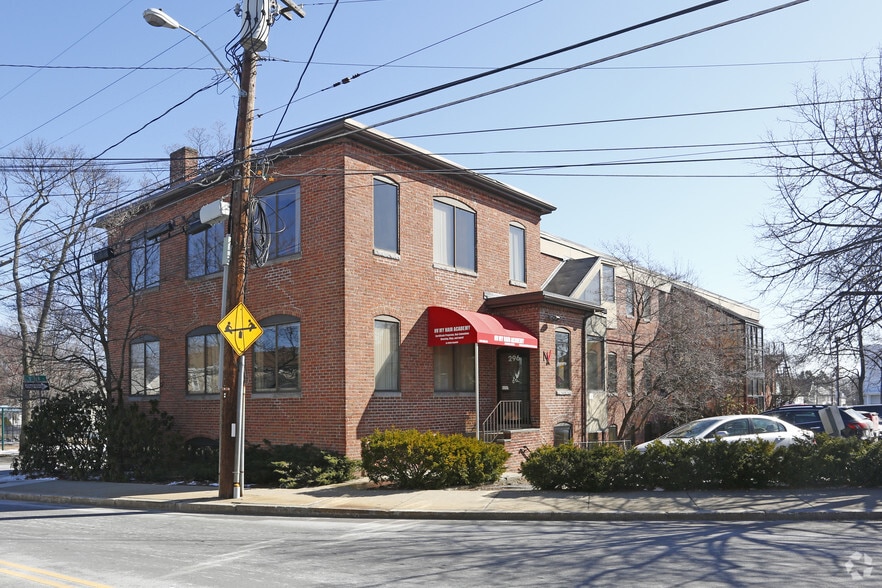 Primary Photo Of 296 Newton St, Waltham Office For Lease