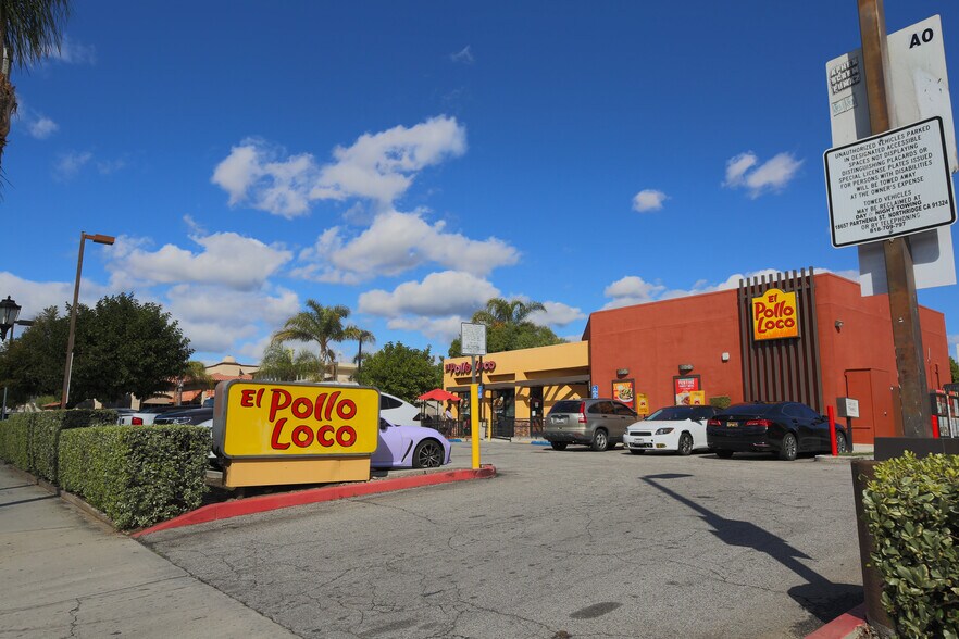 More Photos Of 1201 Truman St, San Fernando Storefront For Lease