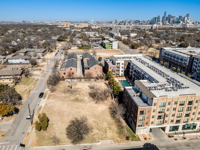 More Photos Of 610 Elsbeth St, Dallas Land For Sale