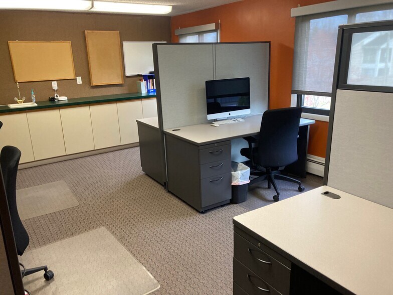 More Photos Of 6028 Sheridan Dr, Williamsville Office For Sale