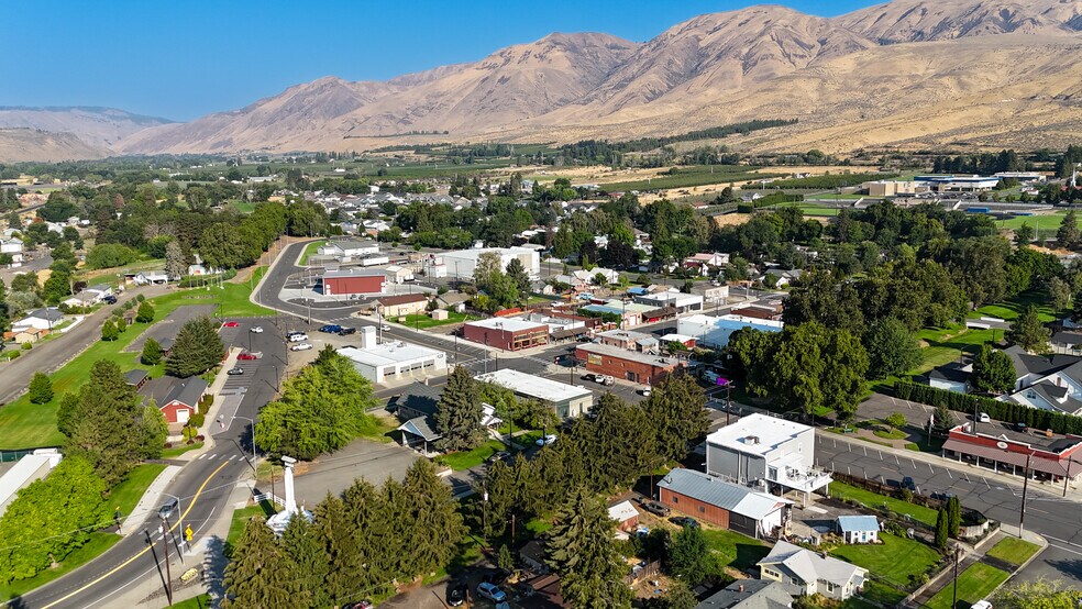 More Photos Of 21 Second St, Naches General Retail For Sale