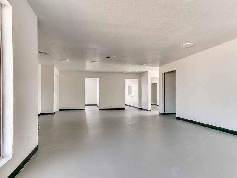 More Photos Of 7030 W Wilshire Blvd, Oklahoma City Storefront Retail Office For Lease