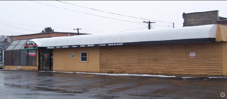 More Photos Of 2002 Genesee St, Utica Restaurant For Lease