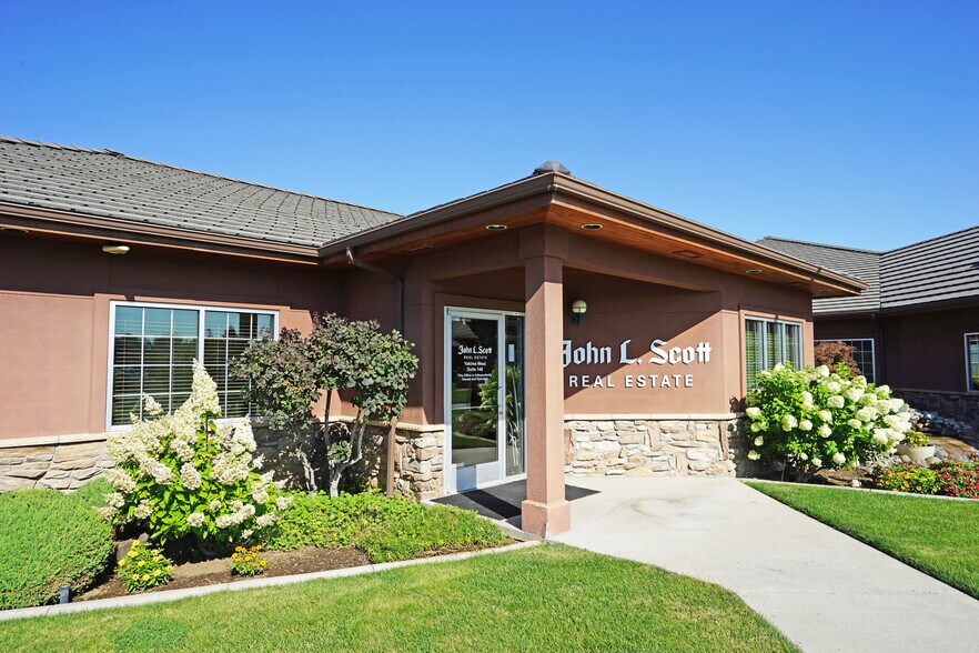 Primary Photo Of 3907 Creekside Loop, Yakima Office For Lease