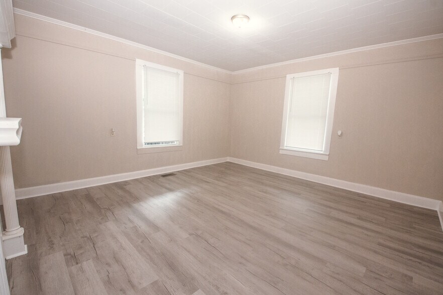 More Photos Of 707 W Phifer St, Monroe Apartments For Sale