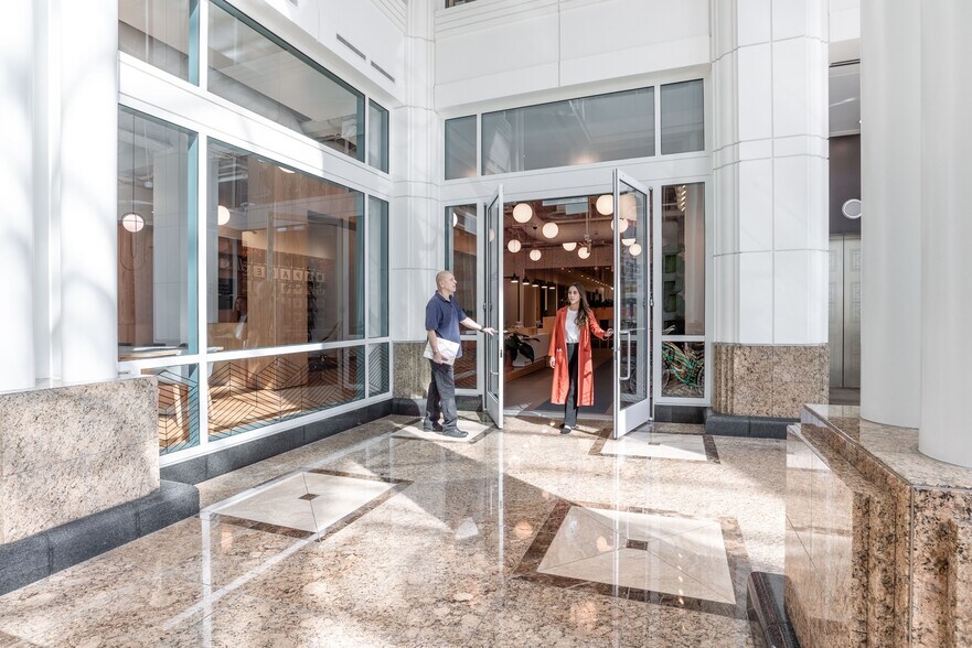 More Photos Of 2450 Colorado Ave, Santa Monica Coworking Space