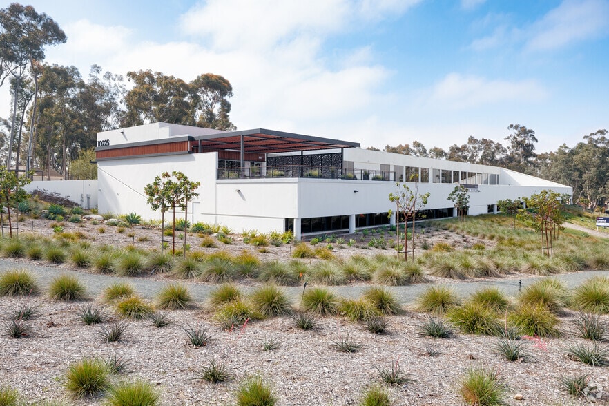 More Photos Of 10225 Willow Creek Rd, San Diego Light Manufacturing For Sale