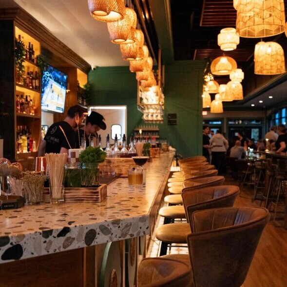 More Photos Of 308 N Fannin St, Rockwall Restaurant For Sale