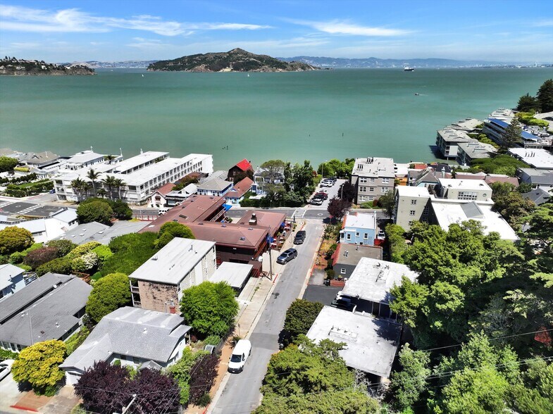 More Photos Of 311-321 Valley St, Sausalito Apartments For Sale