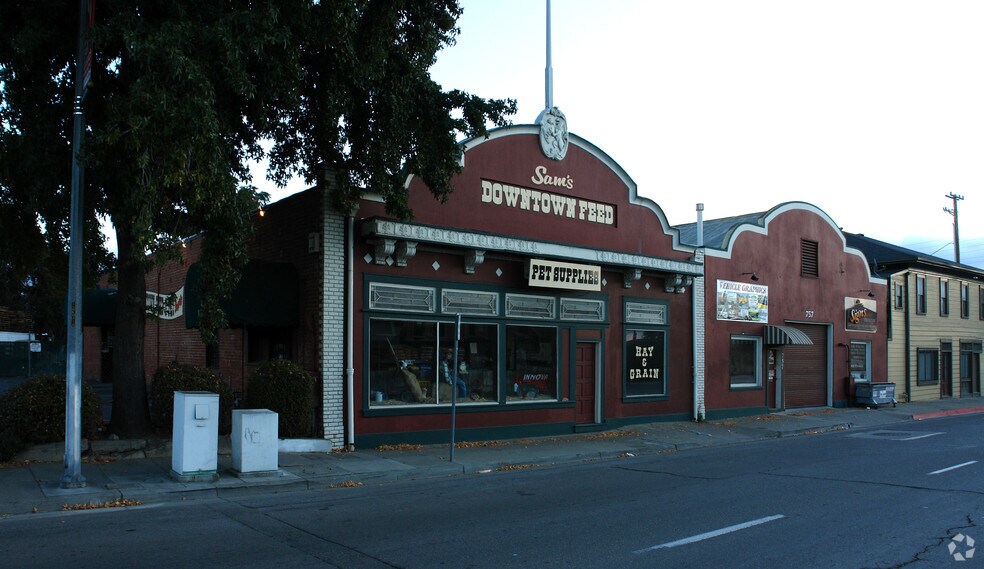 More Photos Of 757 W San Carlos St, San Jose Unknown For Lease