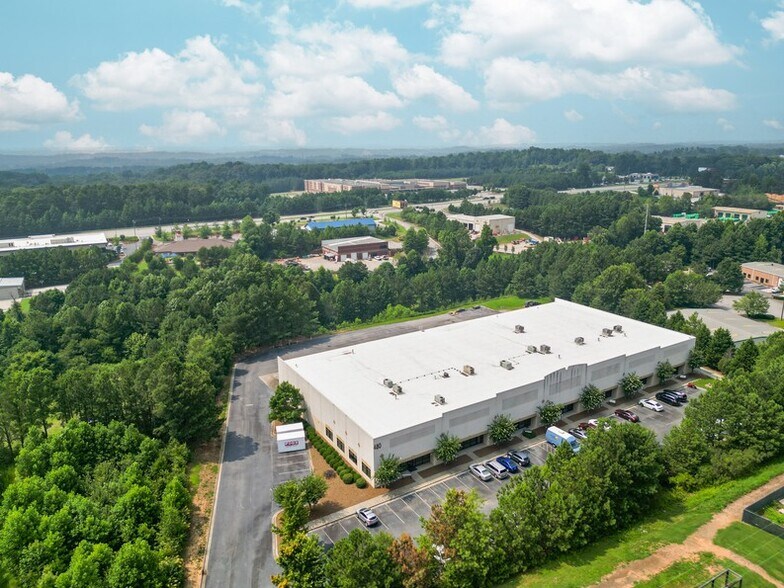 More Photos Of 480 Brogdon Rd, Suwanee Warehouse For Lease