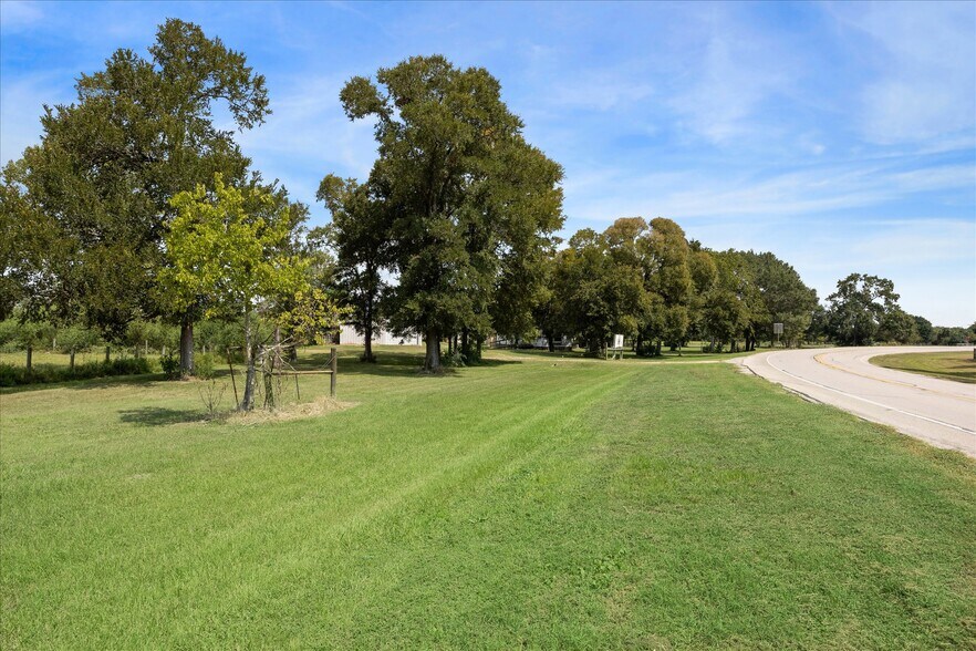 More Photos Of 4343 Buller Rd, Pattison Land For Sale