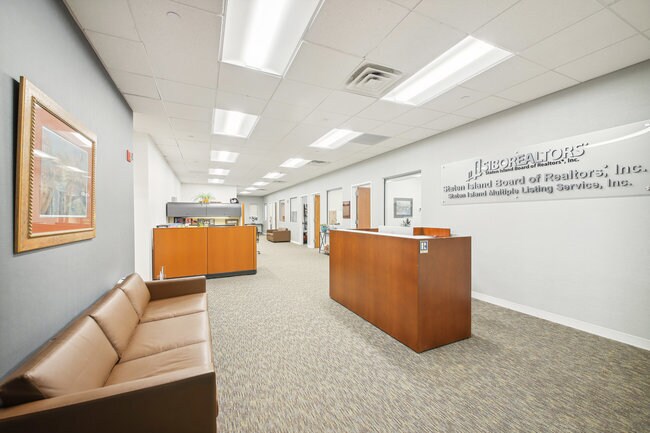 More Photos Of 1150 South Ave, Staten Island Office For Lease